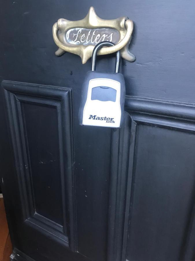 Eliza'S Lovely Home 朗塞斯顿 外观 照片